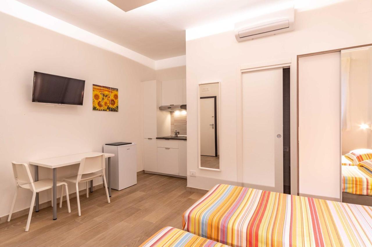 Seven Notes Guest House Bari Exterior foto